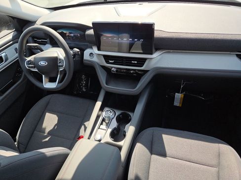 New 2026 Ford Explorer Active AWD/4WD image 16