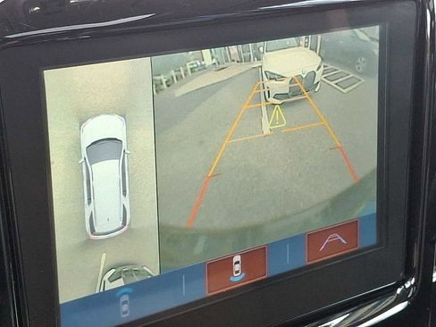 Certified 2018 Chevrolet Traverse LT w/ LPO, Floor Liner Package image 20