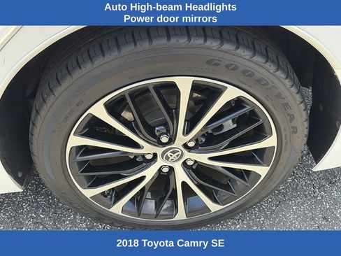 Used 2018 Toyota Camry SE w/ Convenience Package image 9