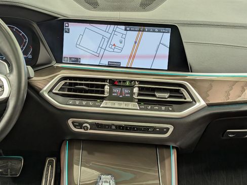 Used 2022 BMW X5 xDrive40i w/ M Sport Package image 28