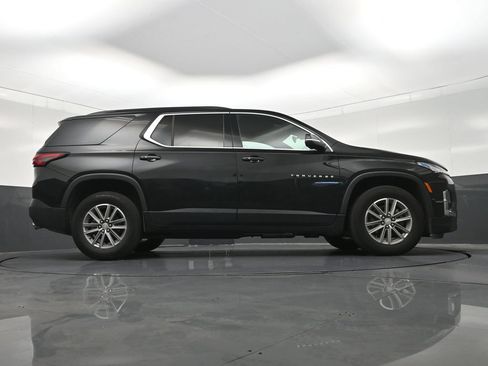 Used 2023 Chevrolet Traverse LT FWD image 29
