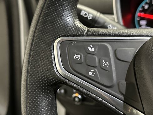 Used 2019 Chevrolet Equinox LT image 24