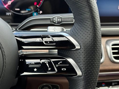 New 2025 Mercedes-Benz GLS 450 4MATIC image 28