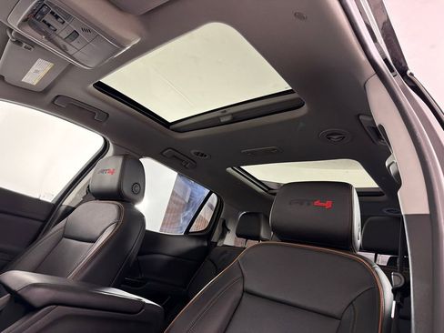 Used 2022 GMC Acadia AT4 w/ Technology Package image 2