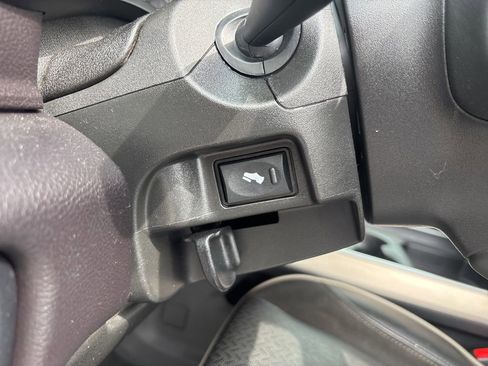 Used 2022 RAM 2500 Laramie AWD/4WD image 32