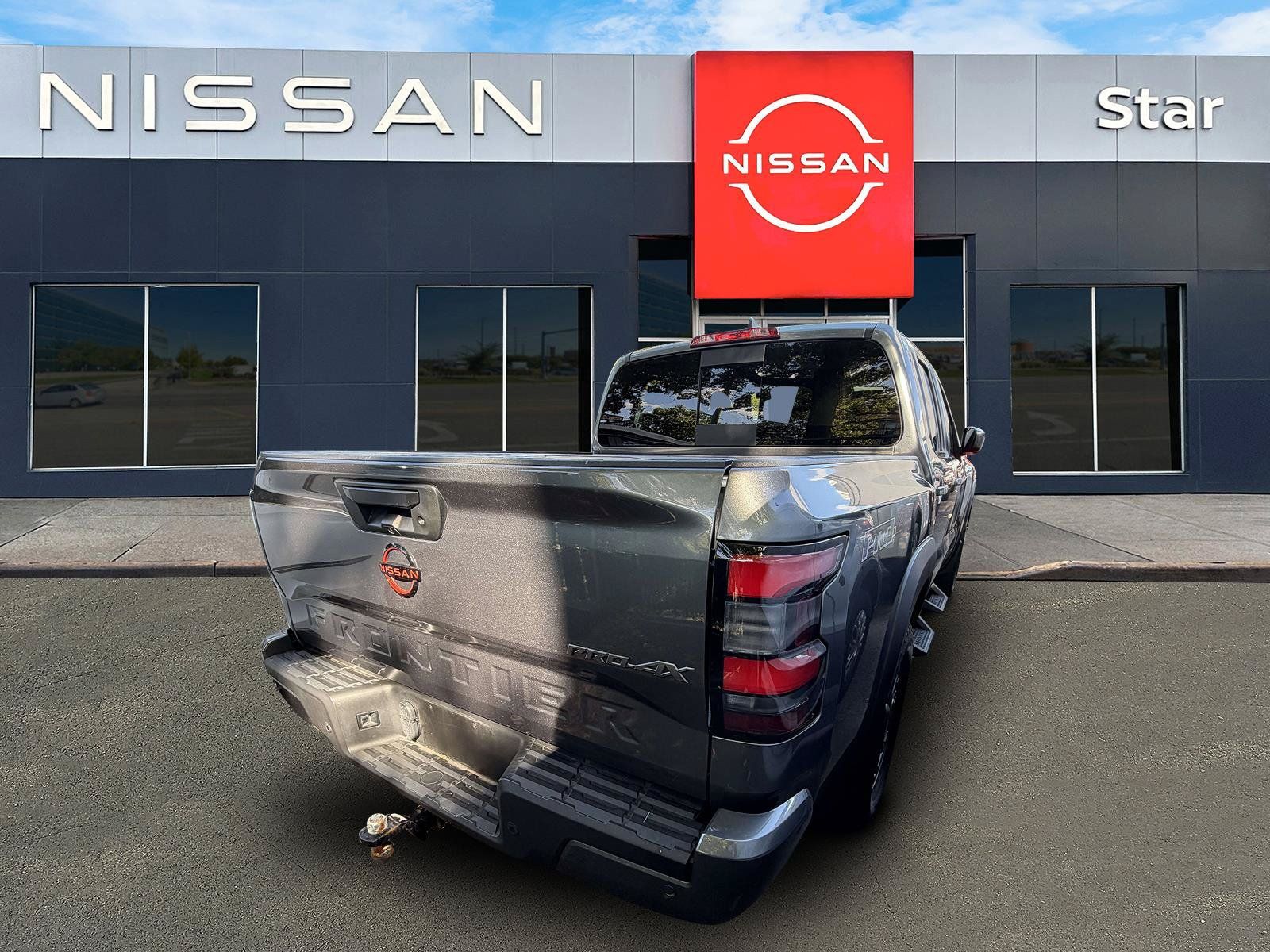 Used 2023 Nissan Frontier PRO-4X w/ Pro-4X Premium Package AWD/4WD image 6