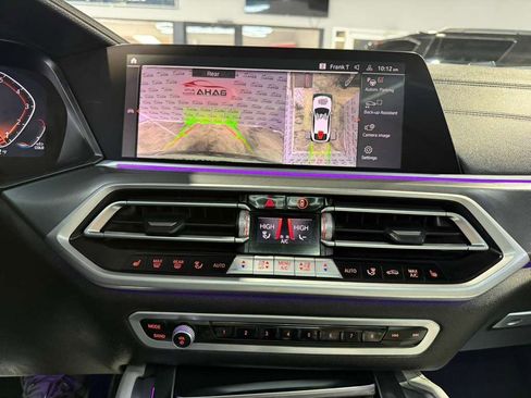 Used 2023 BMW X6 xDrive40i w/ M Sport Package image 18