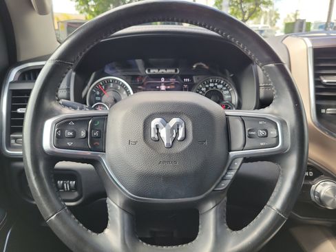 Used 2022 RAM 1500 Laramie RWD image 18