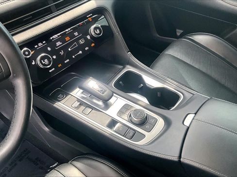 Used 2025 INFINITI QX60 Pure FWD image 17
