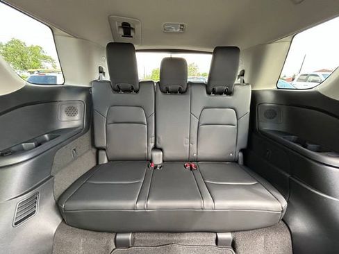 New 2026 Nissan Pathfinder SL w/ SL Premium Package AWD/4WD image 46