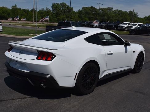 Used 2024 Ford Mustang Coupe w/ 2.3L High Performance Package RWD image 5