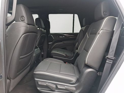 Used 2022 Cadillac Escalade Premium Luxury w/ Performance Package RWD image 8