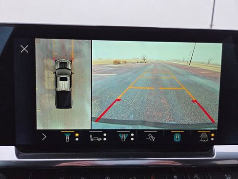 Used 2022 Chevrolet Silverado 1500 LT Trail Boss w/ Convenience Package II image 30