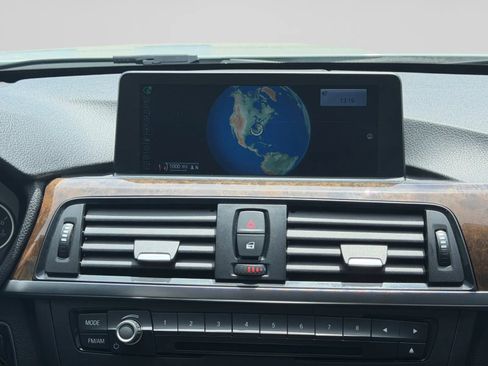 Used 2015 BMW 320i Sedan RWD image 21