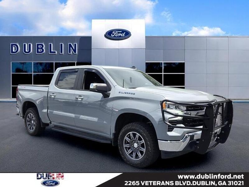 Used 2024 Chevrolet Silverado 1500 LT AWD/4WD image 1