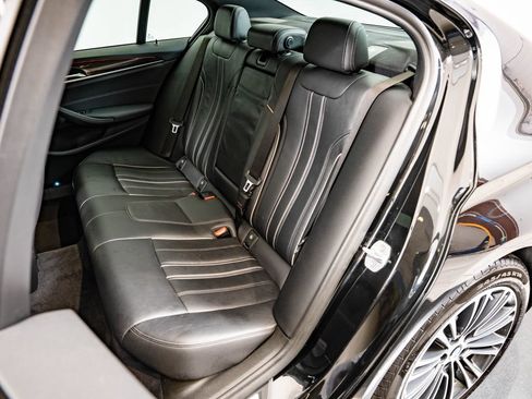 Used 2019 BMW 540i RWD image 44