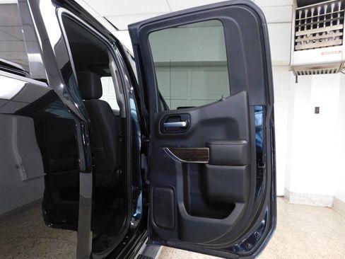 Used 2019 GMC Sierra 1500 SLE w/ SLE Value Package AWD/4WD image 71
