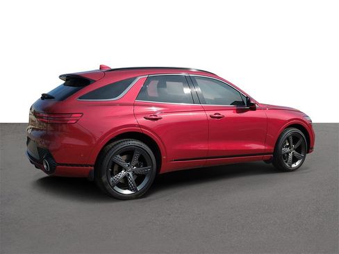 Used 2025 Genesis GV70 3.5T Sport w/ Sport Advanced Package image 3