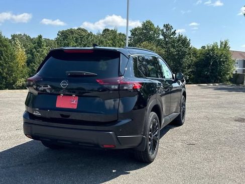 New 2026 Nissan Rogue Dark Armor AWD/4WD image 4