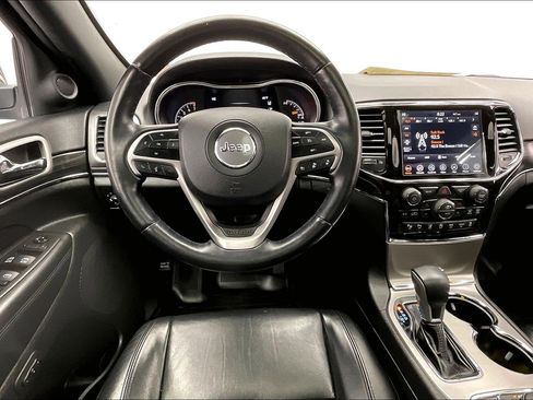 Used 2021 Jeep Grand Cherokee Limited image 4