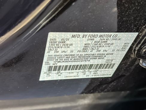 Used 2025 Ford Explorer Active image 30