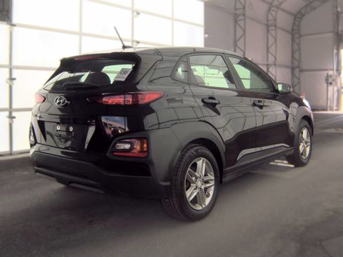 Used 2021 Hyundai Kona SE FWD image 4