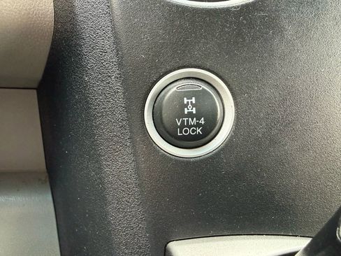 Used 2012 Honda Pilot EX image 32