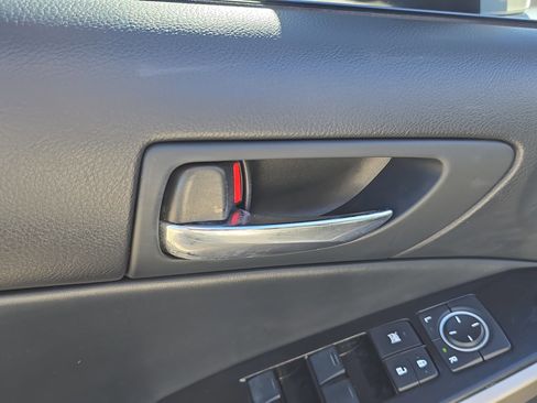 Used 2015 Lexus IS 250 image 18