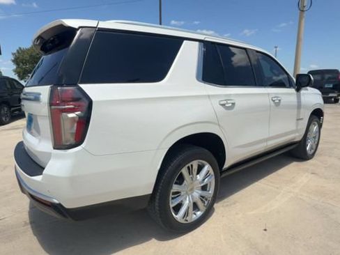Used 2023 Chevrolet Tahoe High Country w/ LPO, Illumination Package AWD/4WD image 8