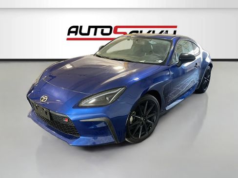 Used 2025 Toyota GR86 Premium w/ ALL Weather Mat Package (TMS) RWD image 3