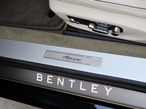Used 2023 Bentley Continental GT Azure AWD/4WD image 16