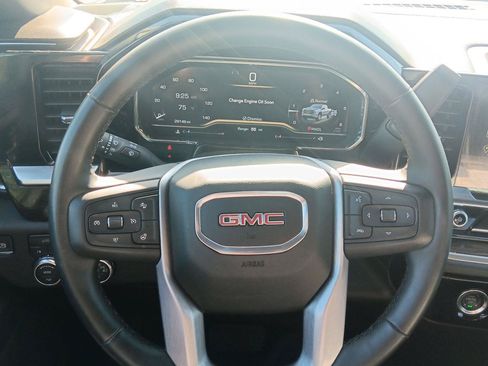 Used 2024 GMC Sierra 1500 Elevation AWD/4WD image 18
