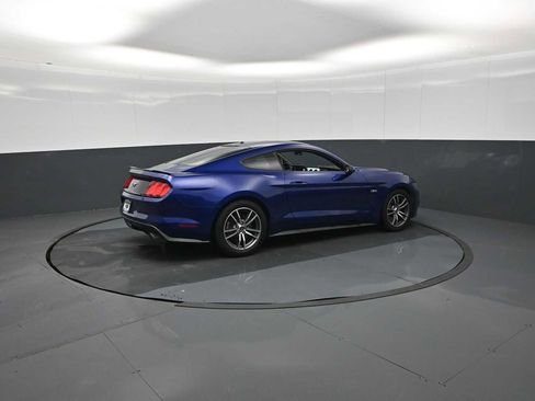 Used 2016 Ford Mustang GT Premium RWD image 31