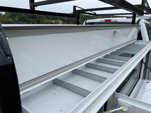 Used 2024 Ford F250 XL w/ Snow Plow Prep Package image 5