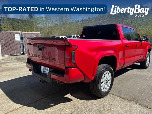 Used 2024 Toyota Tacoma SR5 AWD/4WD image 6