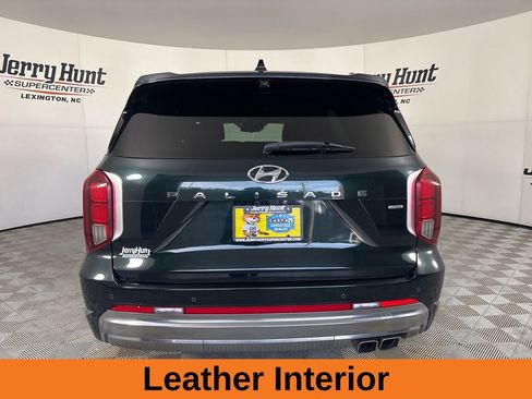 Used 2024 Hyundai Palisade Calligraphy image 6