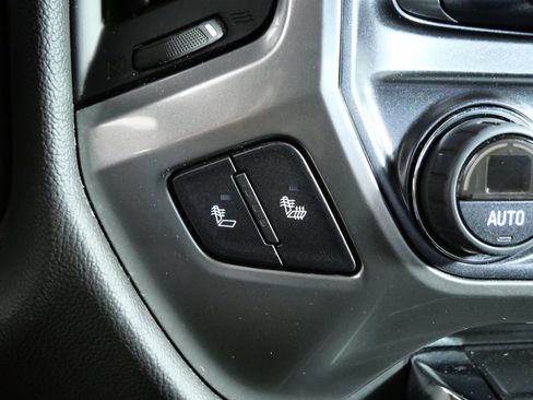 Used 2018 Chevrolet Silverado 1500 LT w/ All Star Edition AWD/4WD image 31