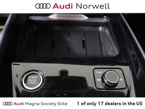 New 2026 Audi Q3 quattro 2.0T AWD/4WD image 3