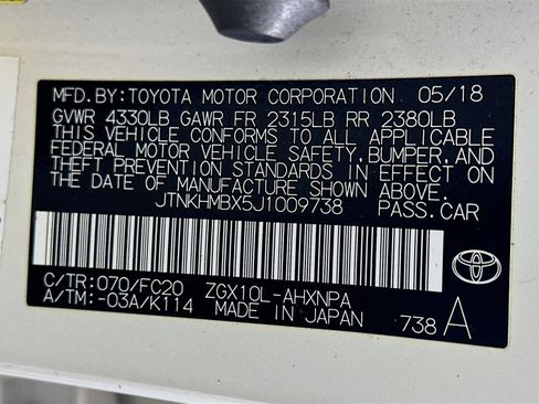 Used 2018 Toyota C-HR XLE FWD image 12