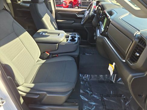 Used 2022 Chevrolet Silverado 1500 LT w/ Protection Package image 15