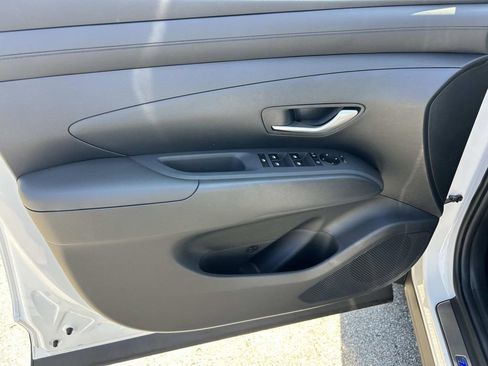 New 2026 Hyundai Tucson SEL image 17