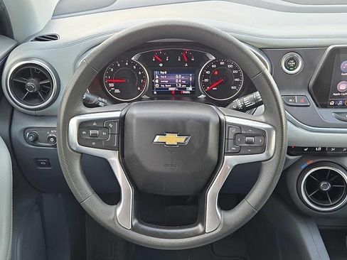 Used 2021 Chevrolet Blazer LT FWD image 18