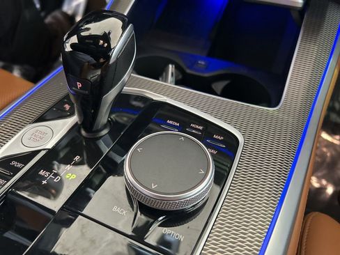 Used 2023 BMW X5 sDrive40i w/ M Sport Package image 51