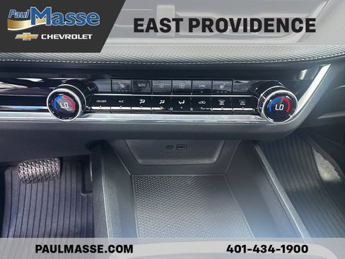 Used 2026 Chevrolet Equinox LT w/ Convenience Package II AWD/4WD image 14