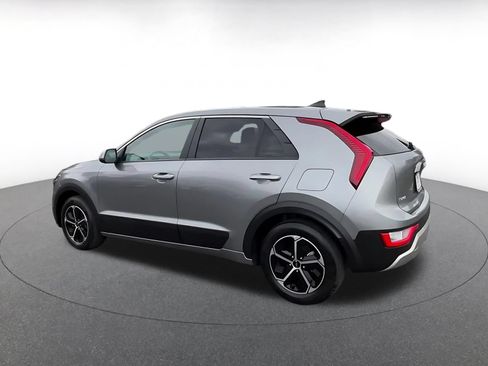Used 2026 Kia Niro LX FWD image 10