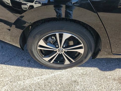 Used 2022 Nissan Sentra SV w/ Trunk Package image 6