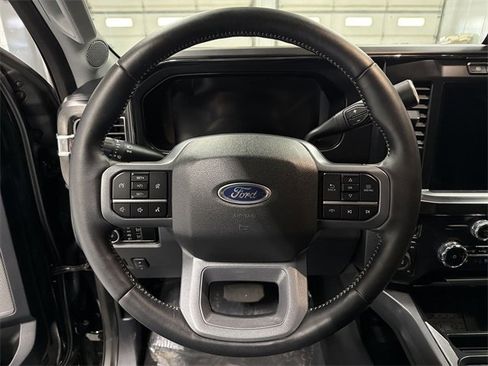 Used 2024 Ford F250 Lariat w/ Chrome Package image 34