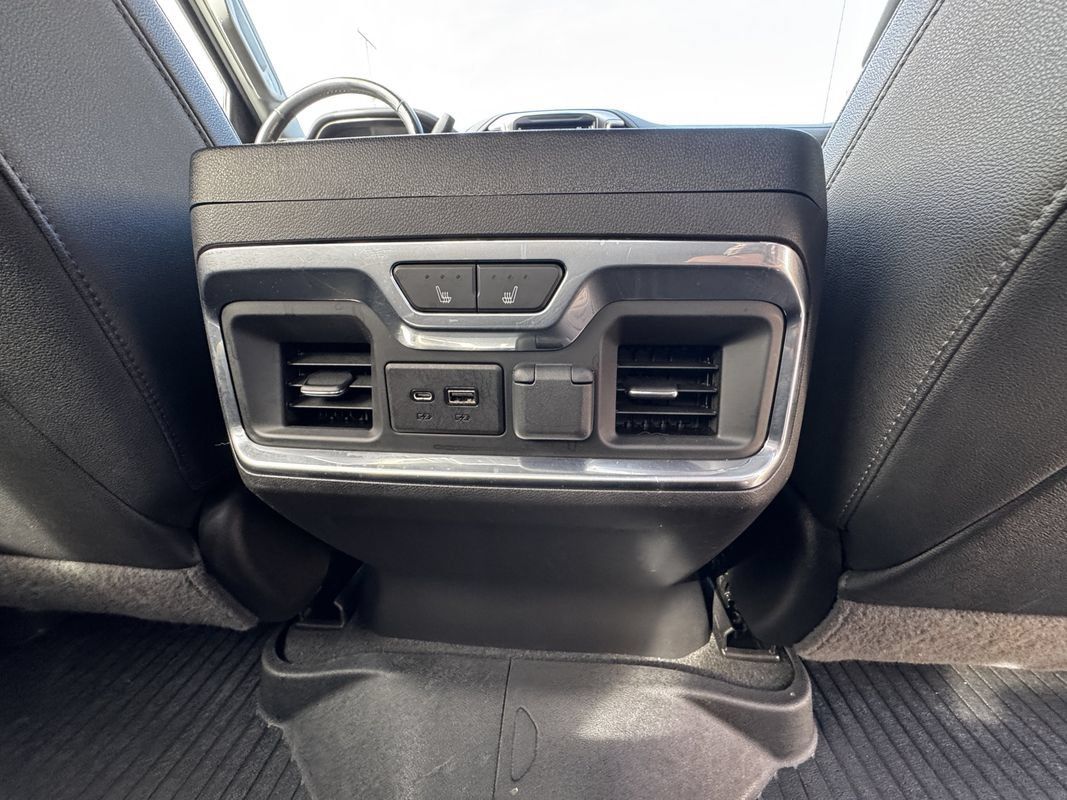 Used 2021 Chevrolet Silverado 1500 LTZ AWD/4WD image 37