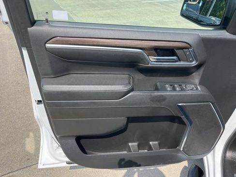 Certified 2024 Chevrolet Silverado 1500 LT w/ Z71 Off-Road Package image 15