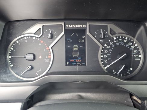 Used 2023 Toyota Tundra SR5 w/ SR5 Convenience Package AWD/4WD image 32
